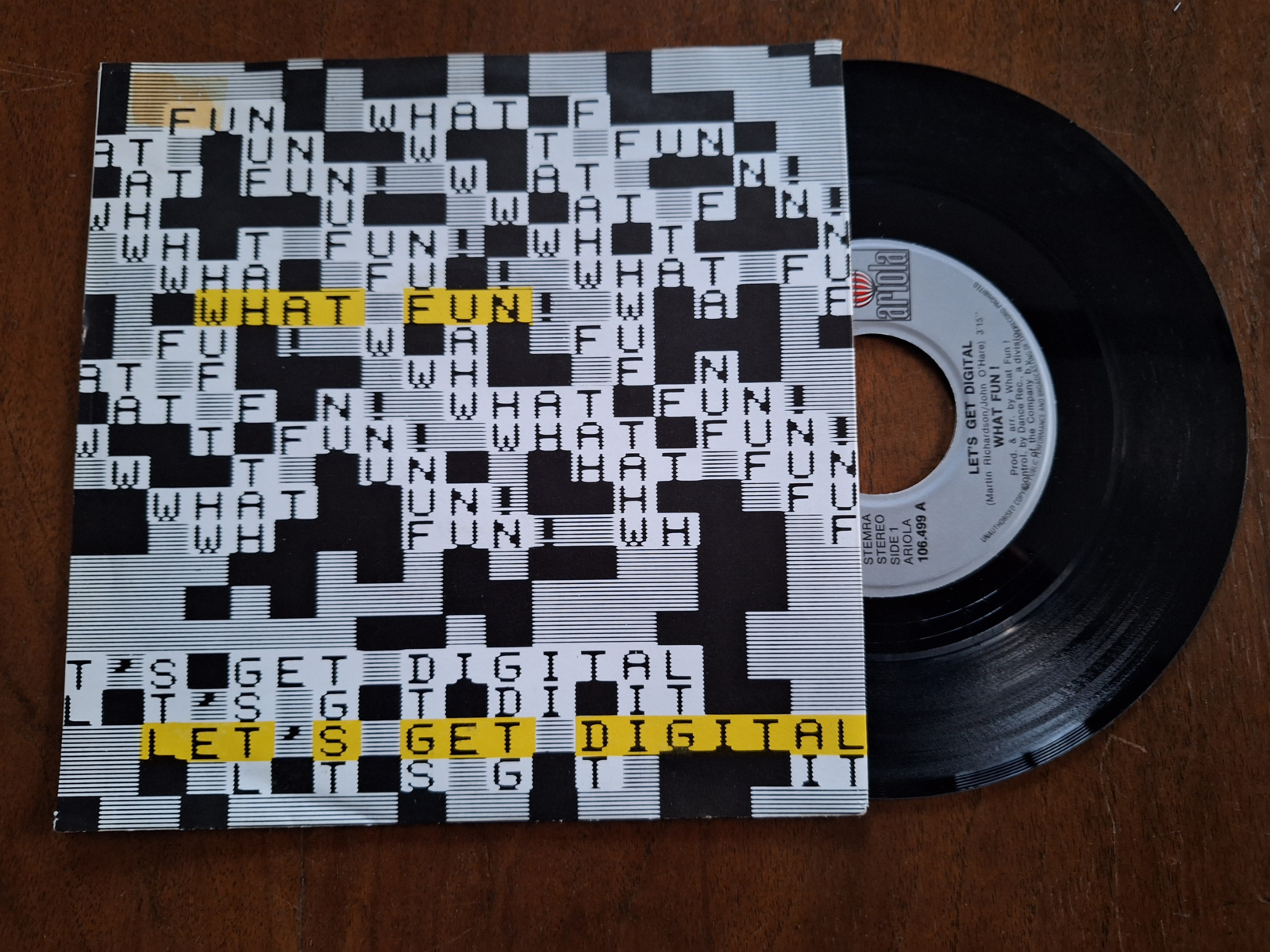 What Fun! met Let's get digital 1984 Single nr S20234106