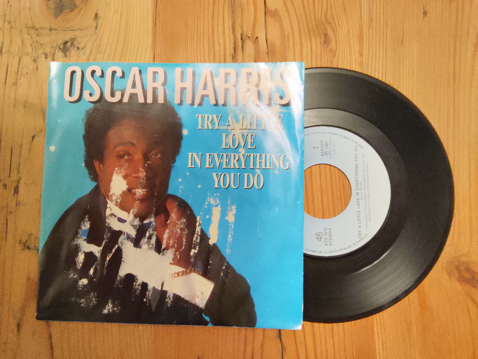 Oscar Harris met Try a little love in everything you do 1987 Single nr S20256405