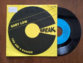 Gary Low met You are a danger 1982 Single nr S20233482