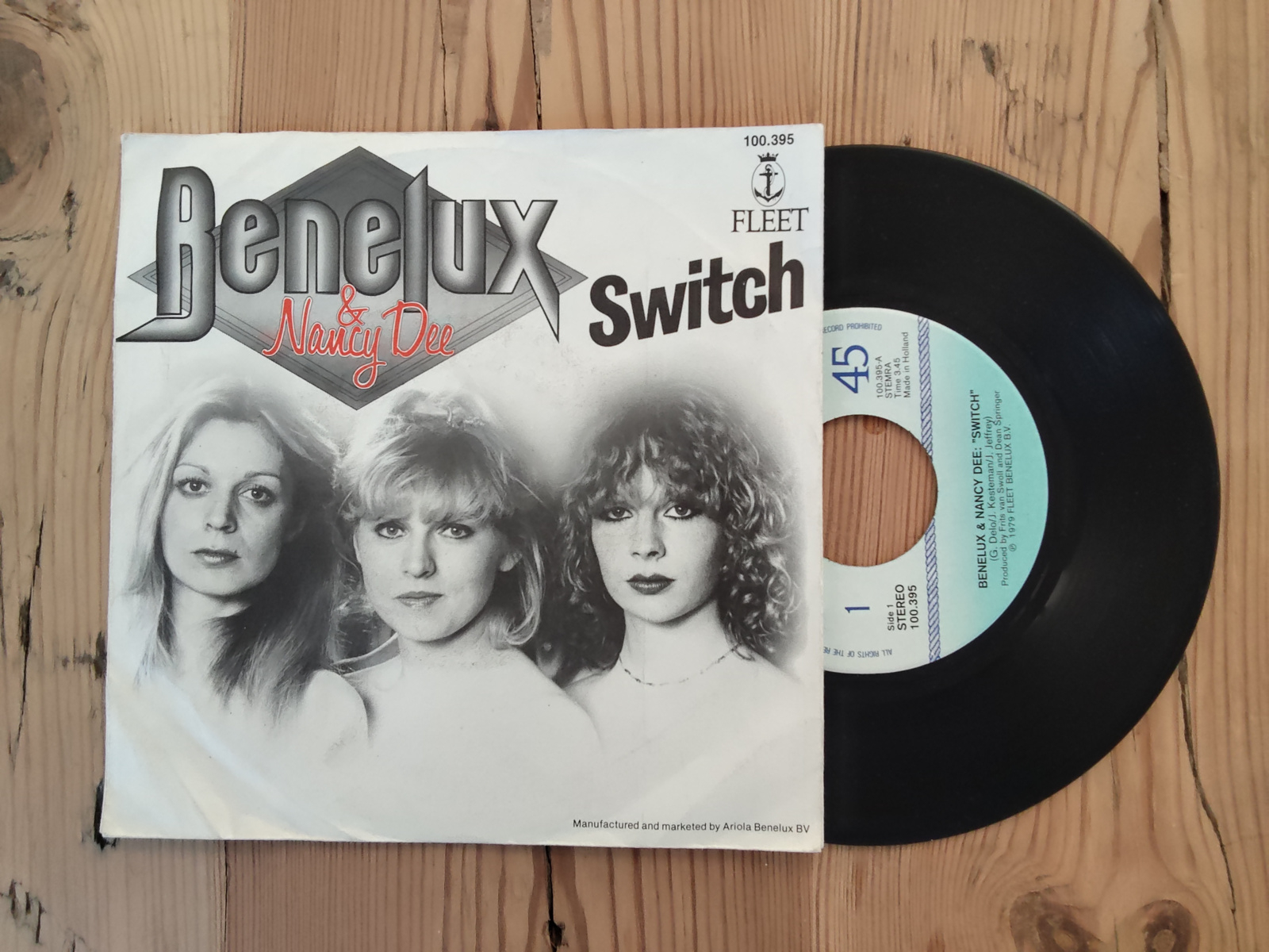 Benelux & Nancy Dee met Switch 1979 Single nr S20256394 Single nr S20256394