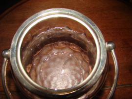 Koekpot of biscuitbarrel.