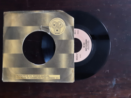 Bee Gees met Nights on Broadway 1975 Single nr S20232974