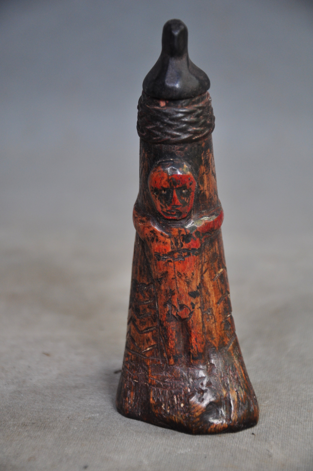 TOP! Zéér oude  gebruikte lime container, IFUGAO, Filippijnen, ca. 80 jaar oud