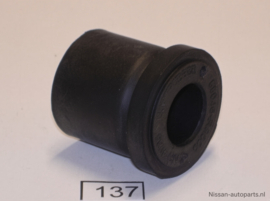 Afstandsbus veerpakket achteras Nissan 160/ E23/ E24 55046-R8000 Nieuw.