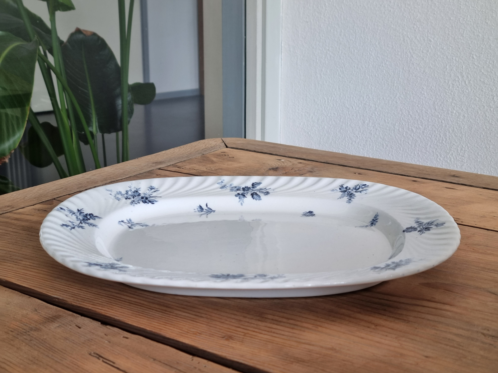 Petrus Regout Riva blauw Schaal 32,5 cm