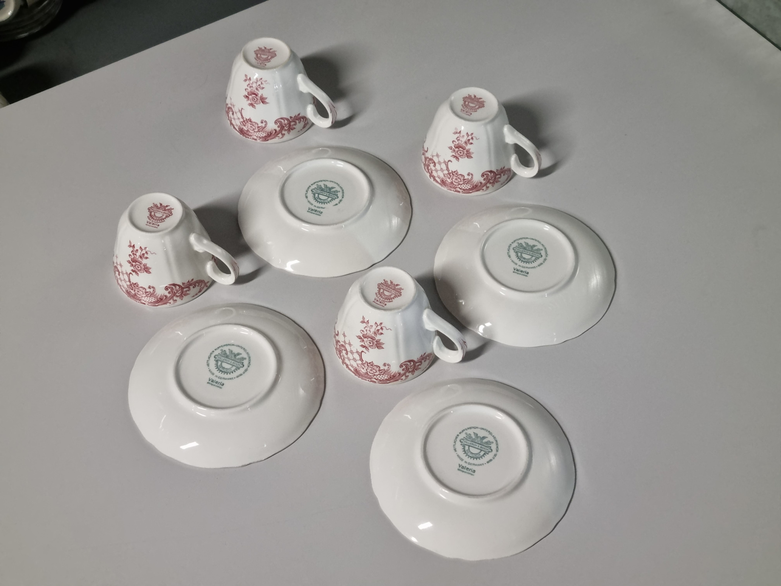 Villeroy en Boch Valeria rood Set 4x Koffie Kop en schotel, rode stempel
