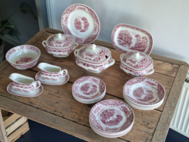 Regout Castillo Old England rood compleet Eetservies 6-pers.