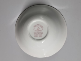 Engels rood Enoch Wedgwood Lochs of Scotland hoge ronde schaal 21,5 cm