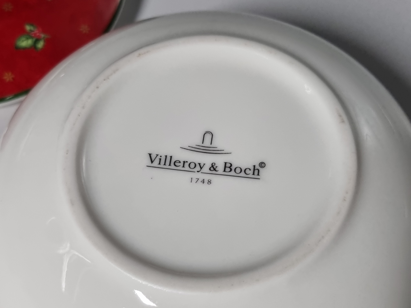 Villeroy en Boch Kerstservies decor Christmas Toys Delight Suikerpot Jampot 13 cm