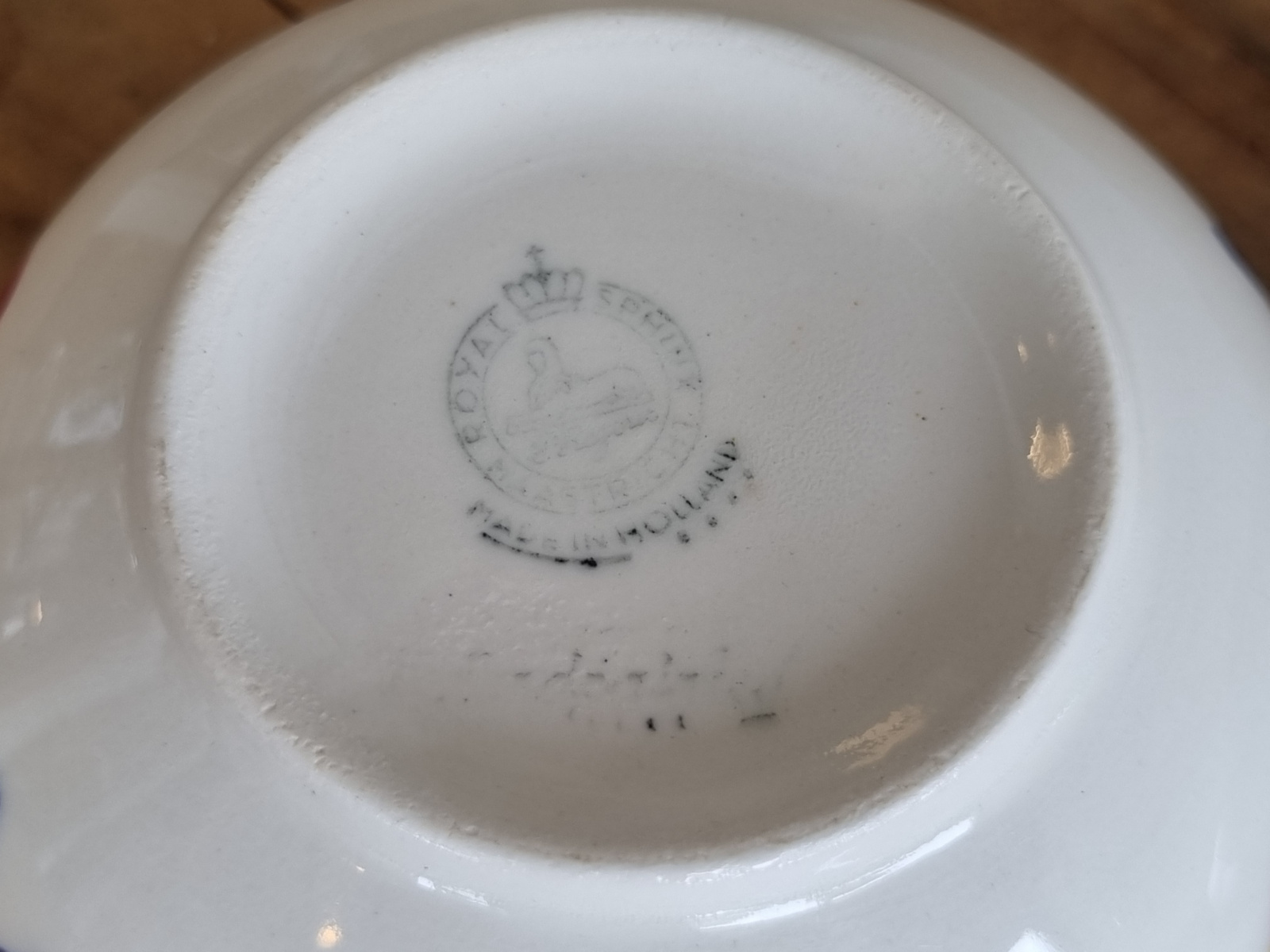 Oud Boerenbont Regout Royal Sphinx Roomstel (bijzondere suikerpot)