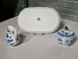 Zwiebelmuster Hutschenreuther Roomstel op plateau