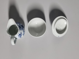 Zwiebelmuster Hutschenreuther Roomstel op plateau