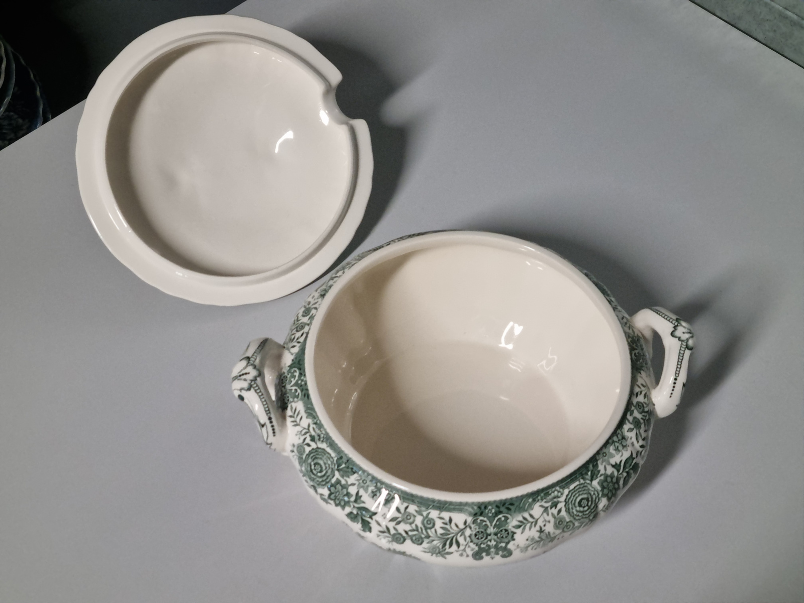 Villeroy en Boch Burgenland groen dekschaal terrine met uitsparing lepel