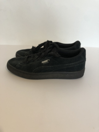 Puma schoenen voor meisje  met schoenmaat 36